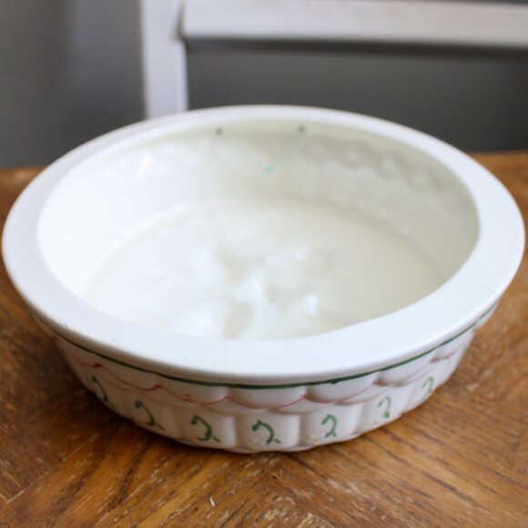 Vintage 80's Ceramic Strawberry Floral Cake/Jello Mold Decorative Wall Hanging - Picture 5 of 6